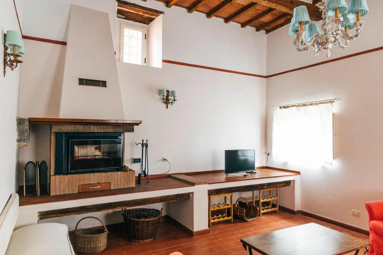 Tenuta San Giovanni Lucca - Borgo Del Locumone 0*,  Италия