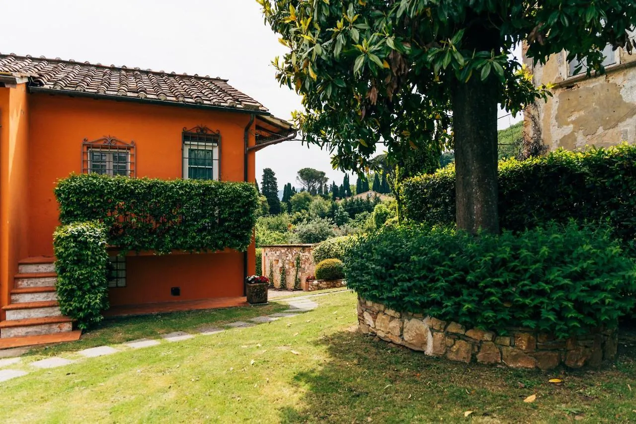 Tenuta San Giovanni Lucca - Borgo Del Locumone Italy